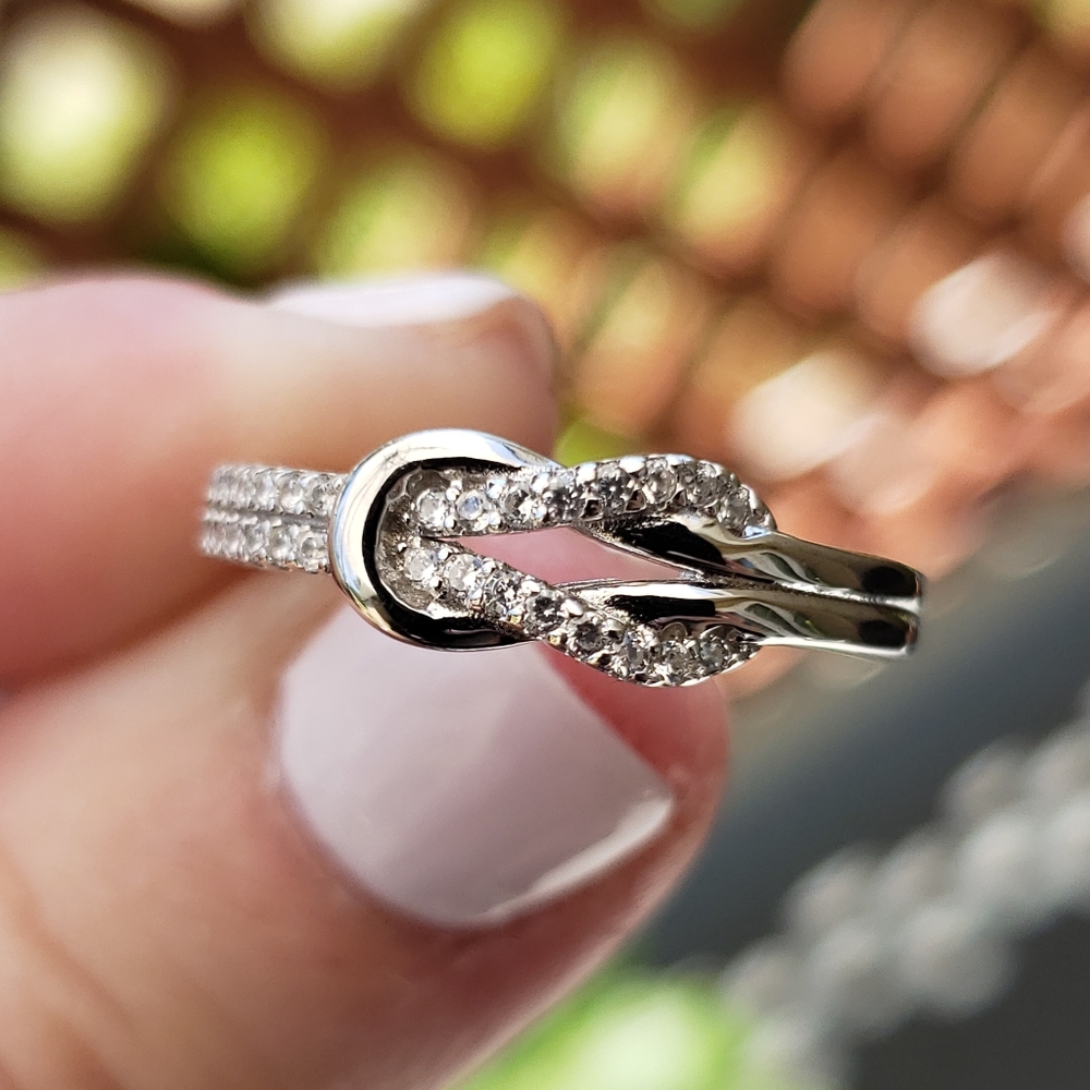 NEW 925 Sterling Silver Pave CZ Diamond Modern Looped Infinity Ring - Picture 2 of 10
